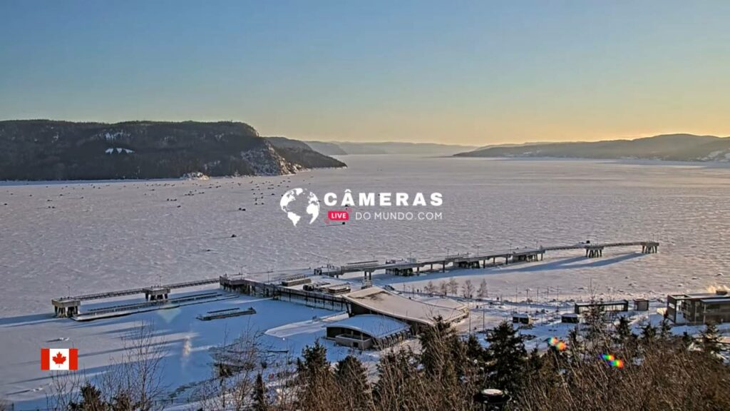 La Baie Port Live HD Webcam on Saguenay River, Quebec, CA