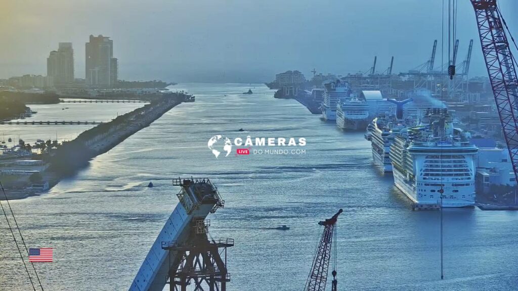 Live Port of Miami Webcam, Miami, Florida, USA.