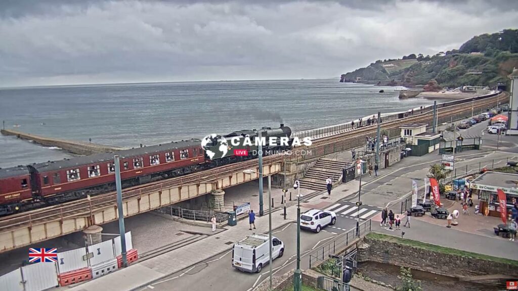 Live Sea Breeze Cam, Dawlish, Devon, England.