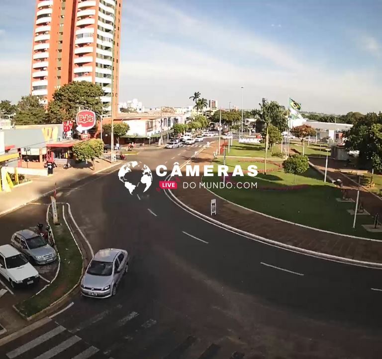 Câmera ao vivo Praça Miguel Rossafa, Umuarama, PR.