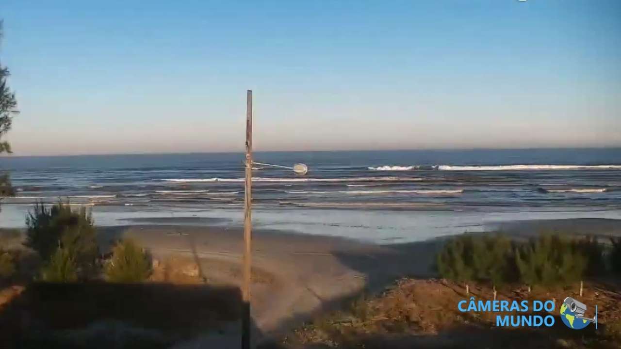 Câmera ao vivo da Praia Campo Bom SC.