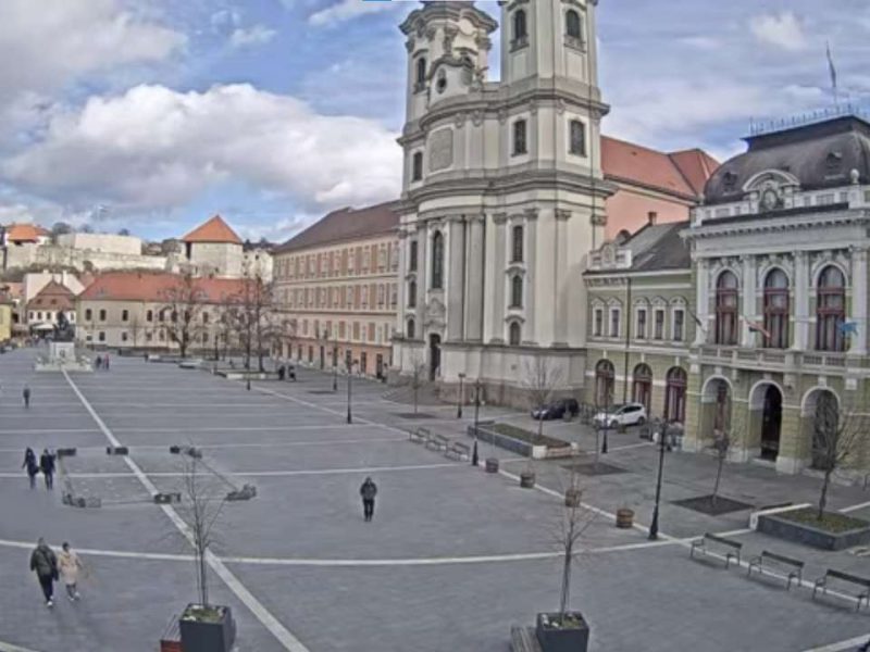 Dobó Square, Eger, Hungary Live Stream.