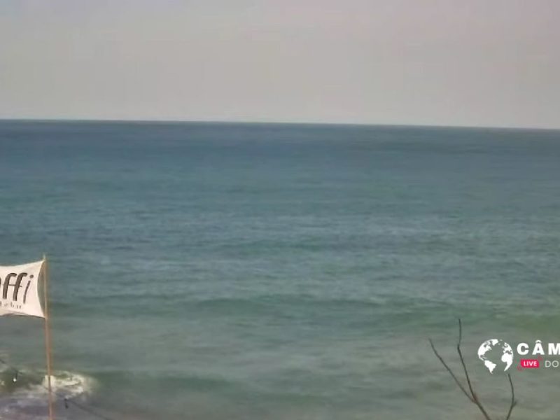 Câmera ao vivo da Praia do Campeche, em Florianópolis, Santa Catarina.