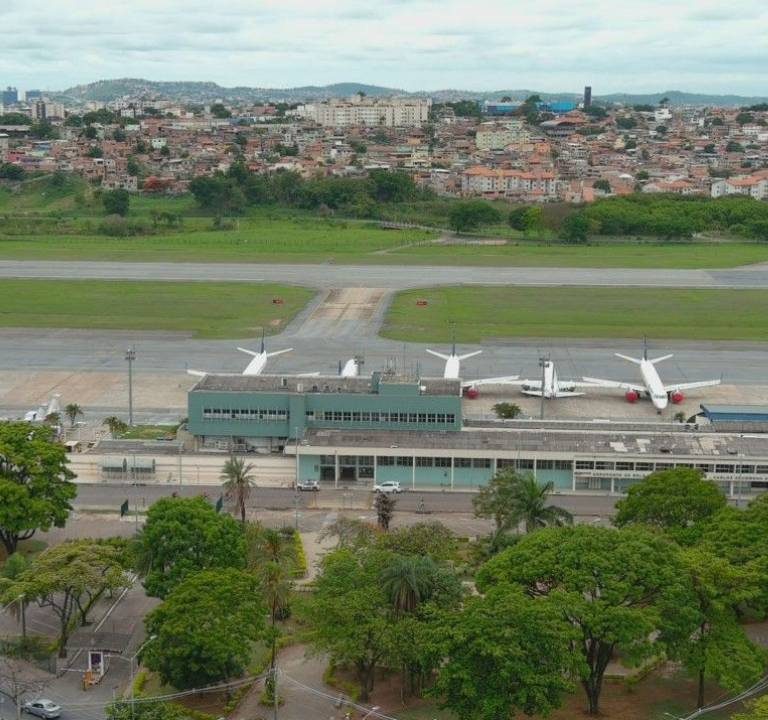 Aeroporto da Pampulha ao vivo.