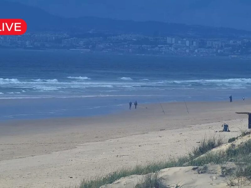 Câmera ao vivo Praia Fonte da Telha em Portugal.