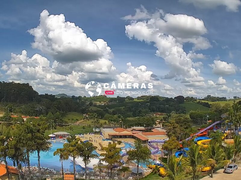 Câmera ao vivo do parque aquático Thermas Hot World em Águas de Lindóia.