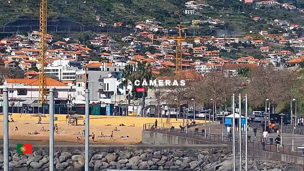 câmera ao vivo localizada no Porto de Machico.