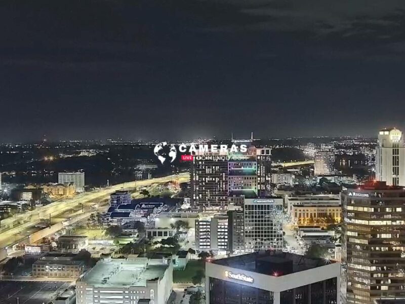 Downtown Orlando, Lake Eola cams.
