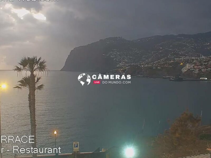 Live Sunseterrace Bar Centromar Webcam Ponta da Cruz, Funchal, Maneira.
