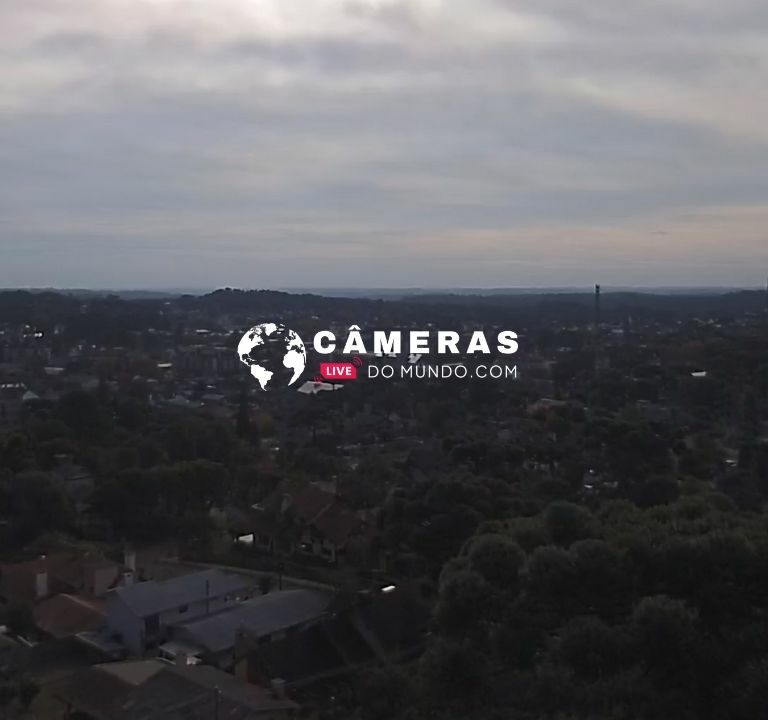 Câmera ao vivo com vista panorâmica para Canela, RS.