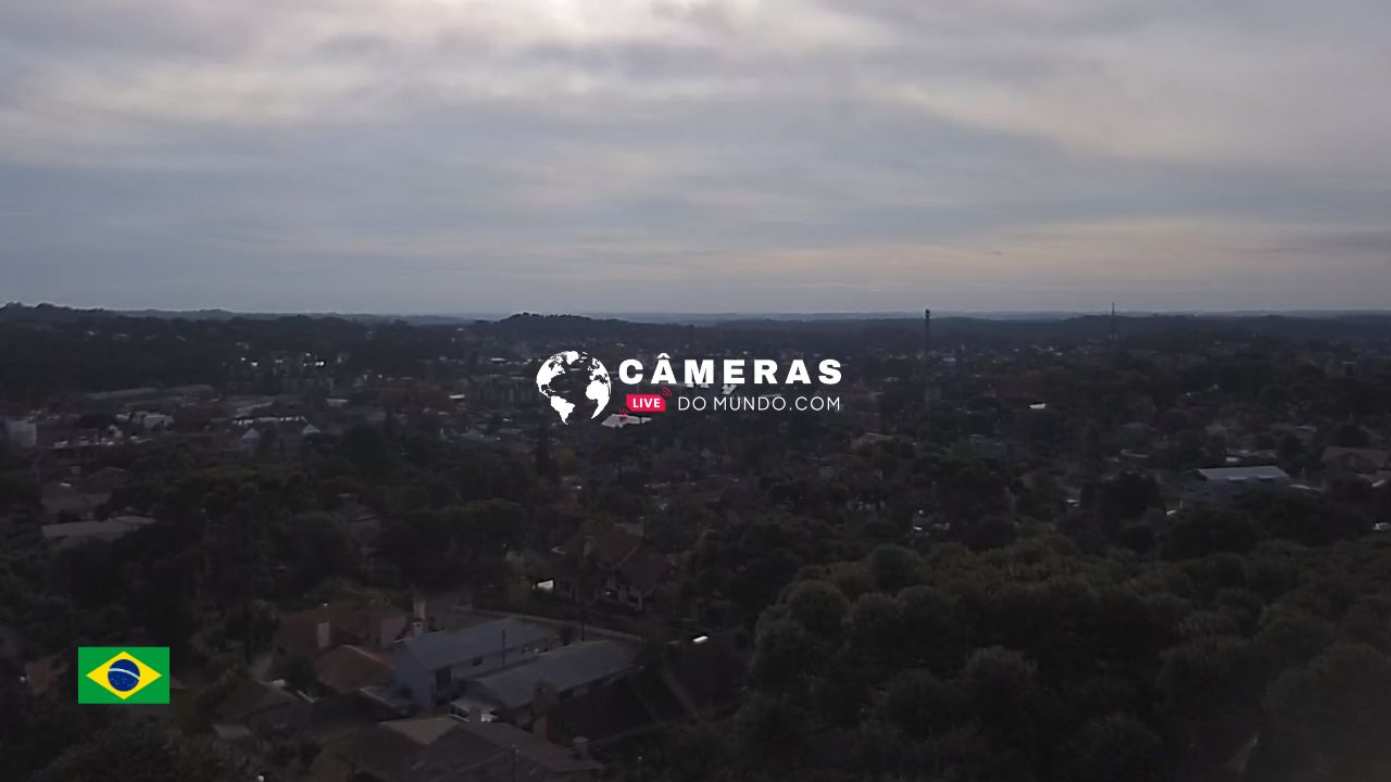 Câmera ao vivo com vista panorâmica para Canela, RS.