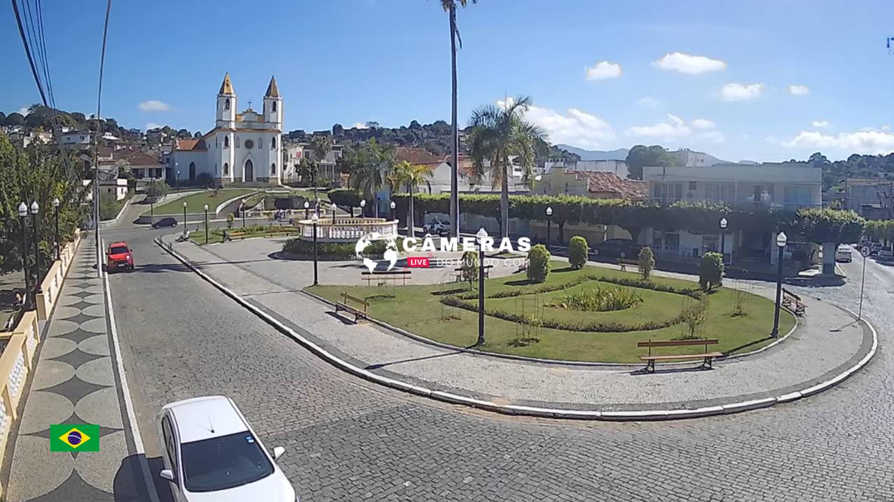 Câmera ao vivo Praça Ary Parreiras em Miracema.