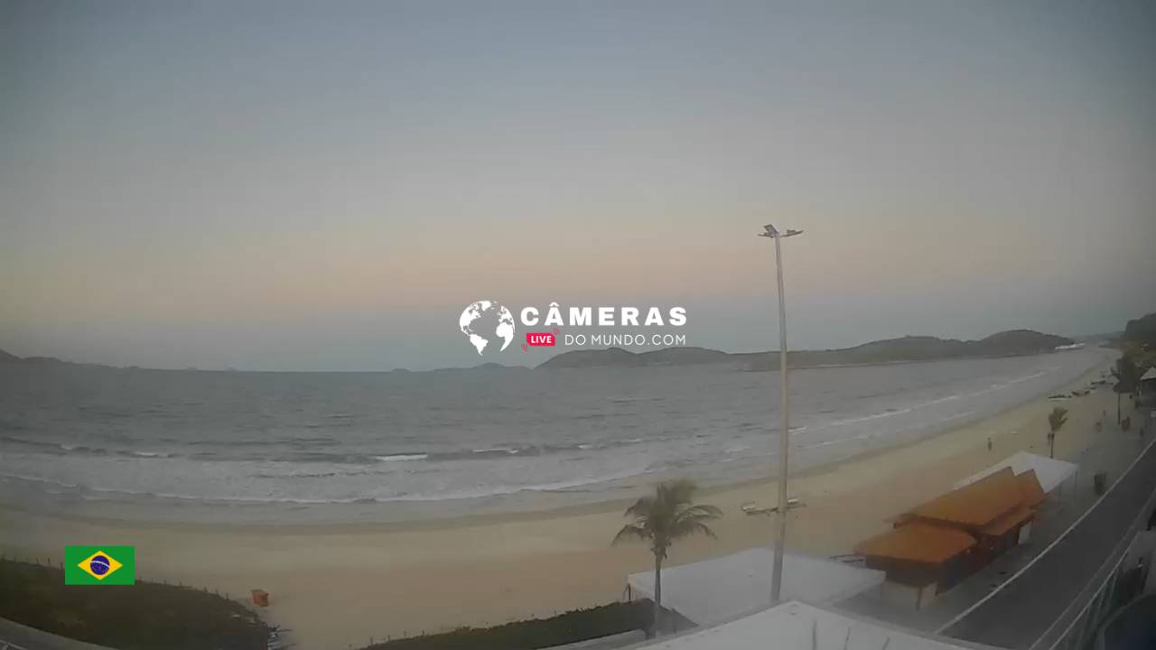 Praia do Pero ao vivo em Cabo Frio no Rio de Janeiro.