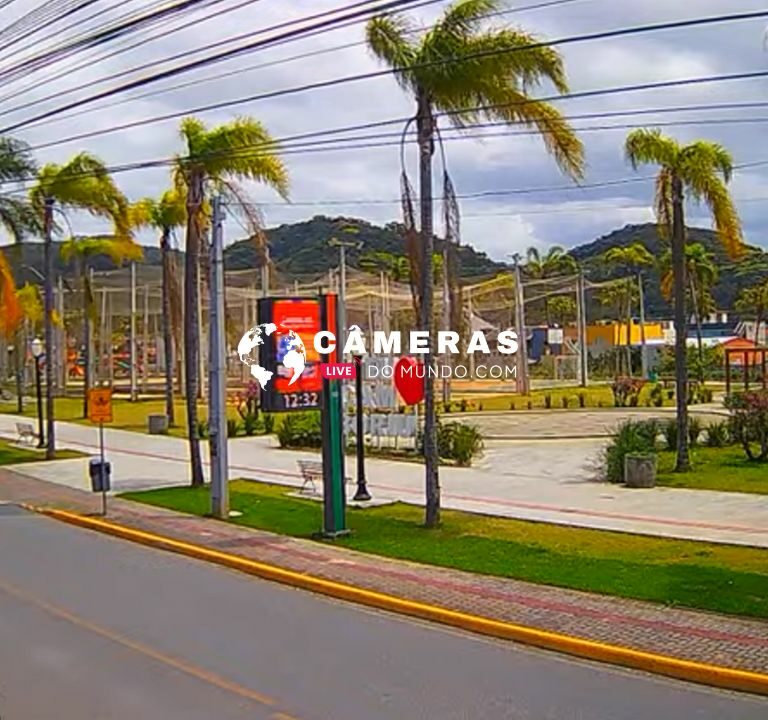 Câmera ao vivo do Parque Municipal de Camboriú - SC.