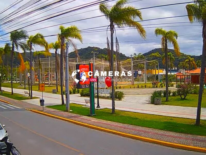 Câmera ao vivo do Parque Municipal de Camboriú - SC.