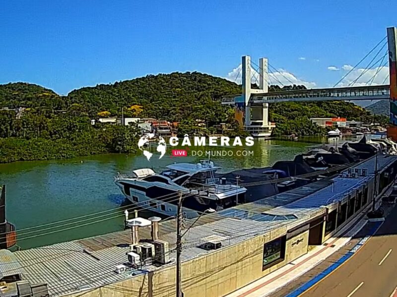 Câmera ao Vivo da Passarela da Barra, Balneário Camboriú.