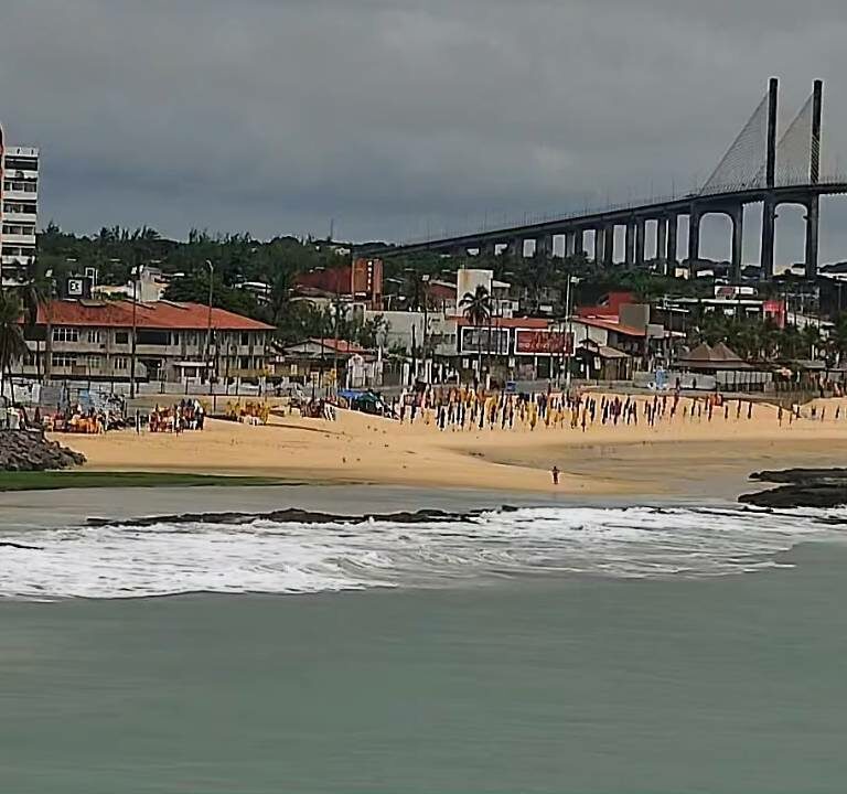 Praia dos Artistas, Natal ao vivo