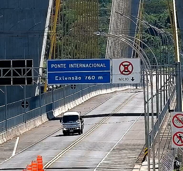 Câmera ao vivo da Ponte da Integração.